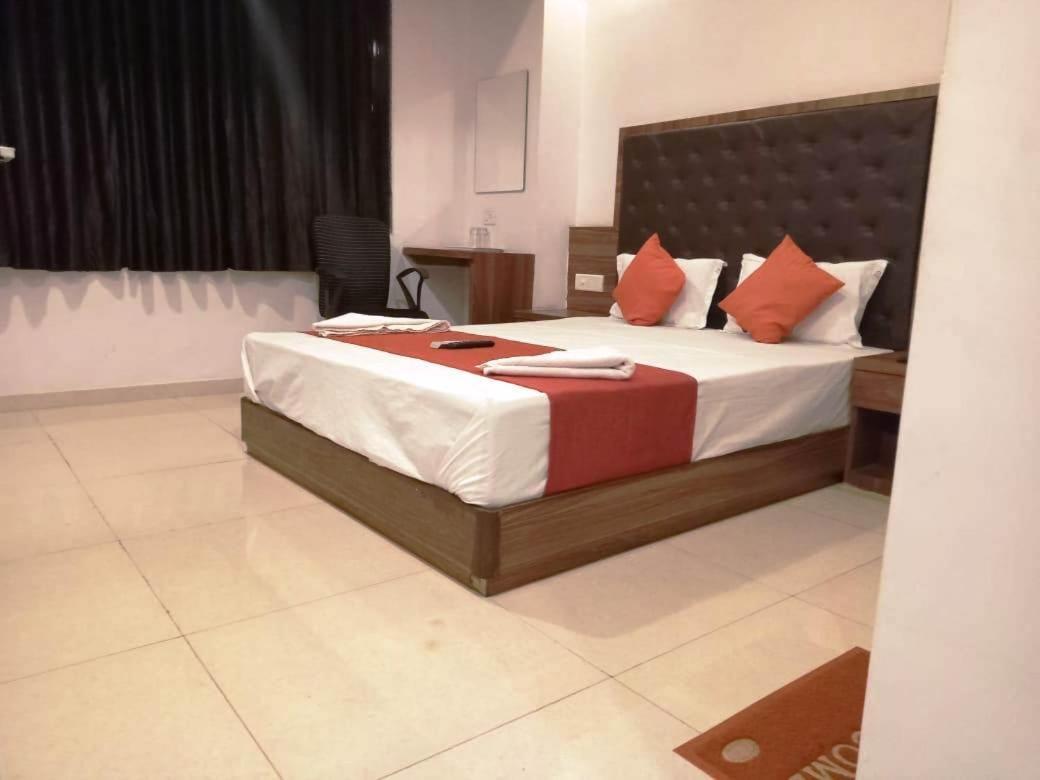 Sai Deep Lodging Navi Mumbai Exterior foto