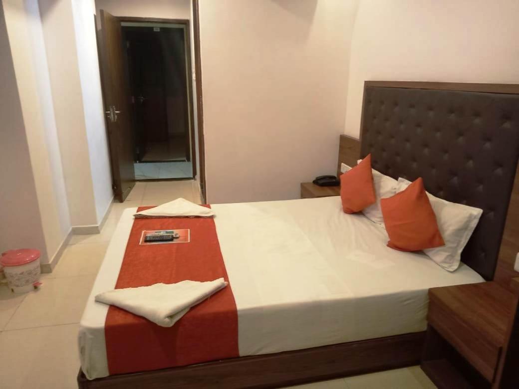 Sai Deep Lodging Navi Mumbai Exterior foto